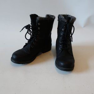 MILINA BLACK FAUX LEATHER/LEATHER LACE-UP BOOTIE 9